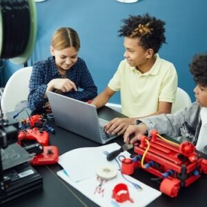 HP Academy – Technology Empower Educate Innovate